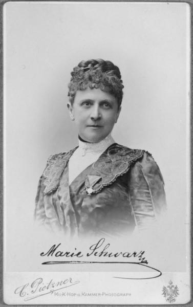 Marie Schwarz in den 1890er-Jahren